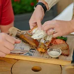 Glamping Pop-up - Fishing Village Riverside Center Casa vacanze Pärnu