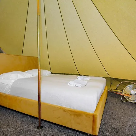 Glamping Pop-up - Fishing Village Riverside Center Vakantiehuis