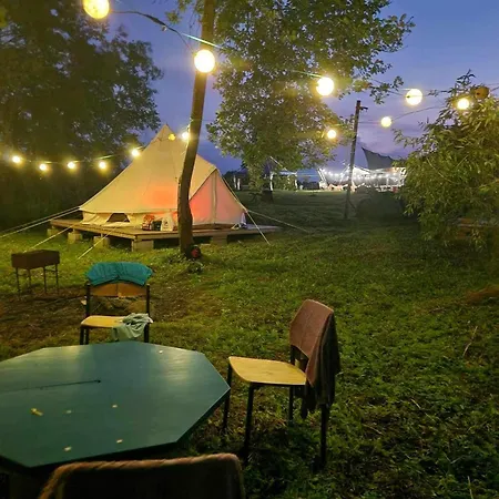 Glamping Pop-up - Fishing Village Riverside Center